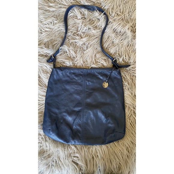 Pullicati Women's Soft Italian Leather Single Strap Zip Large Navy Blue - Picture 5 of 12